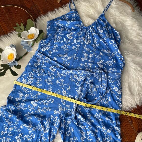 Blue Wide Leg Jumpsuit Floral Flowy NWT - Picture 4 of 8